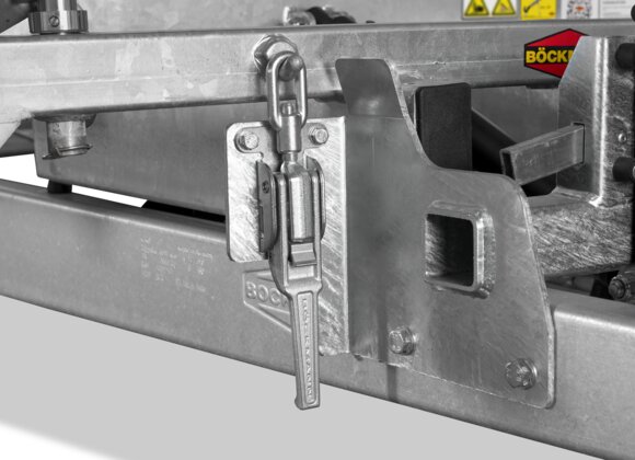 Böckmann Fahrzeugtransporter Mehrwert Klapperfreie Klemmverschlüsse