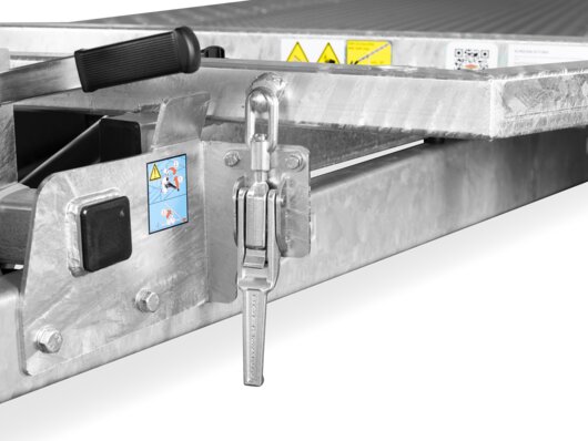 Böckmann Fahrzeugtransporter Mehrwert klapperfreie Klemmverschlüsse