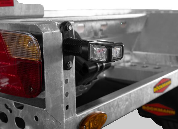 Böckmann Mehrwerte Pkw-Anhänger BTST 2025 Umfeldbeleuchtung rechts