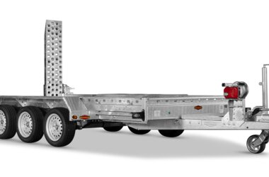 Böckmann Tridem Baumaschinentransporter - Robuster Aufbau