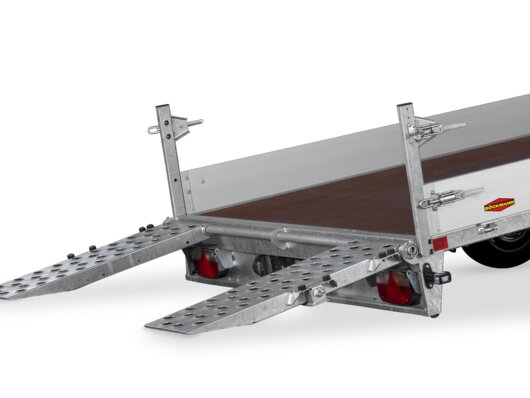 Böckmann Mehrwerte Maschinentransporter Auffahrwinkel von 13°