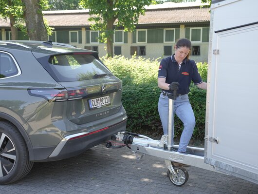 Böckmann Mehrwerte Pferdeanhänger Champion C Abkuppeln