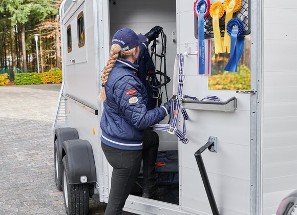 Böckmann Mehrwerte Pferdeanhänger Traveller - Bequemer Einstieg