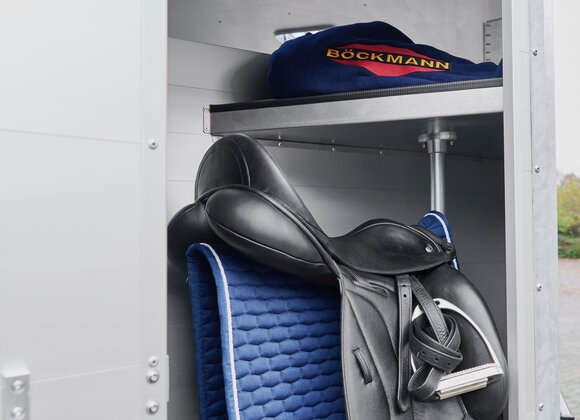 Böckmann Mehrwerte Pferdeanhänger Traveller - Praktische Ablagemöglichkeiten