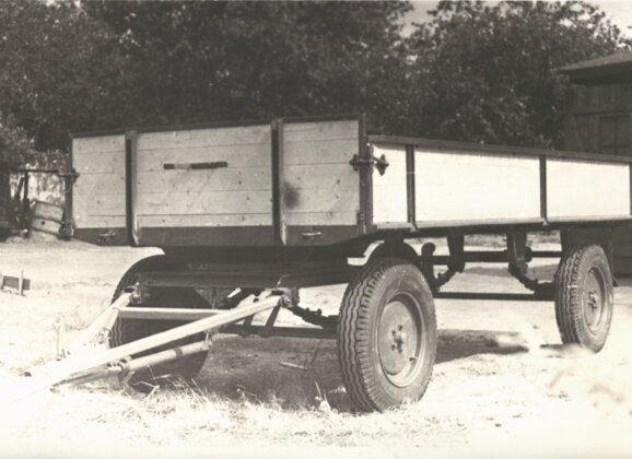 1958 - Kleinserienproduktion der Gummiwagen
